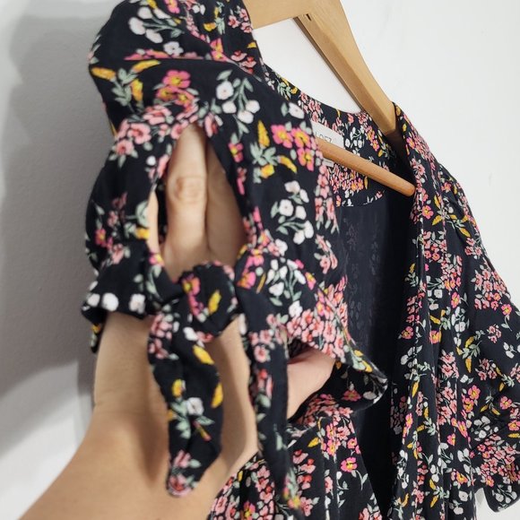 Loft Women's Black Floral Short Sleeve Side tie Wrap-Front V-Neck Romper Dress 0 - Picture 5 of 11